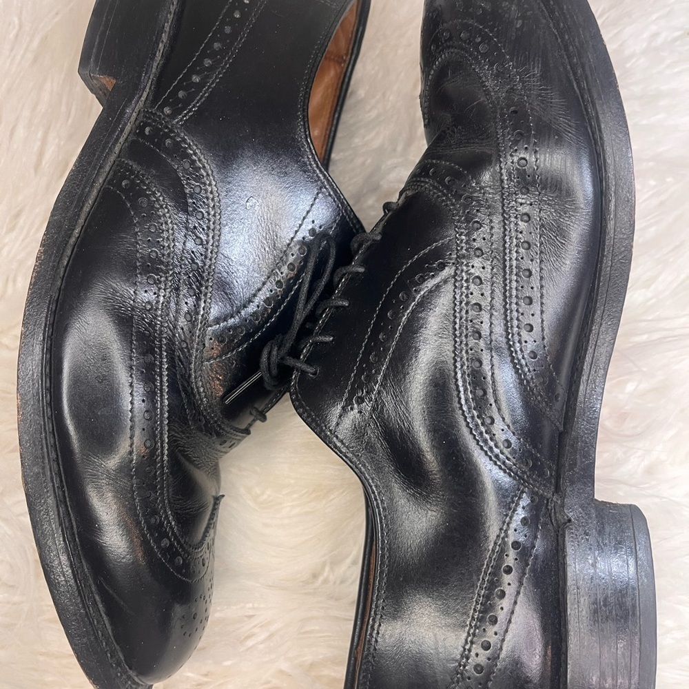 Allen Edmonds Black Leather Wingtip Oxfords - Picture 2 of 5